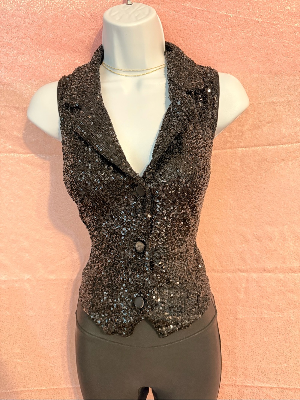 Cable & Gauge Black Sequin Knit Vest - Picture 1 of 3